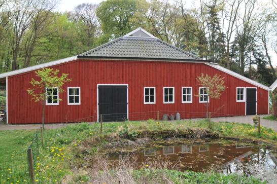 Paint barn