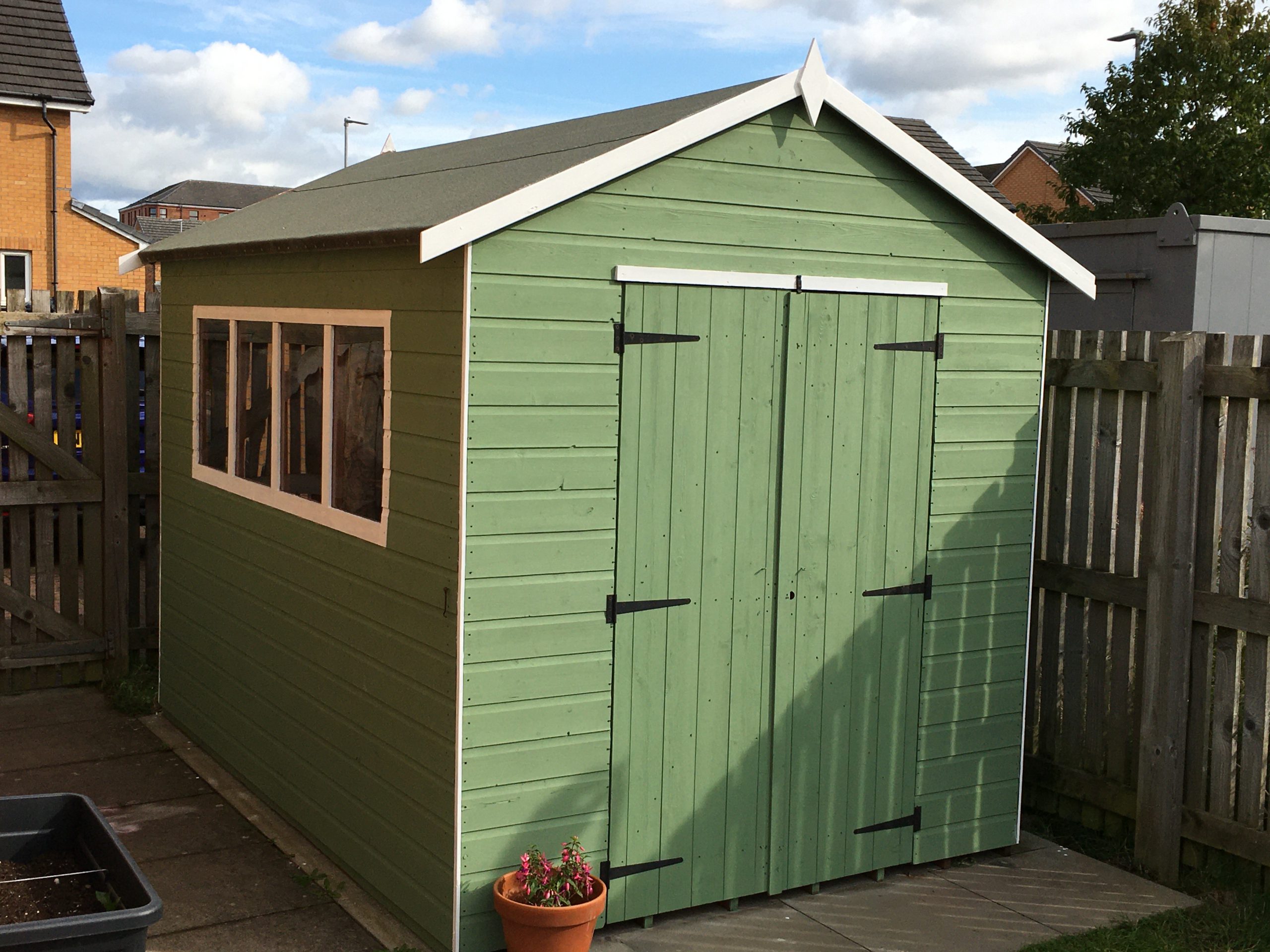 swedish shed painted green