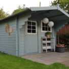 Paint garden shed