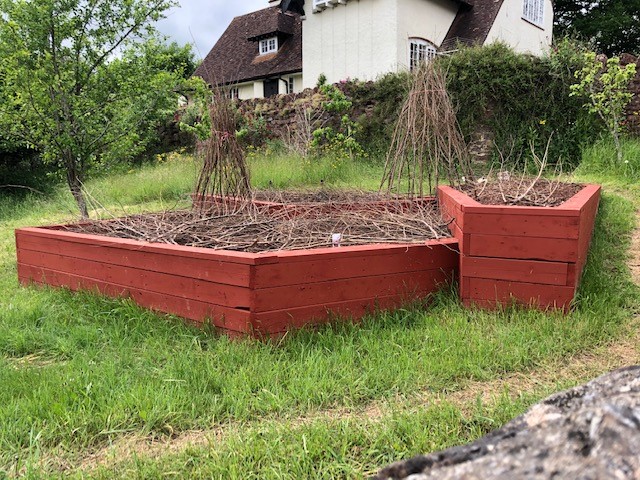 Raised bed