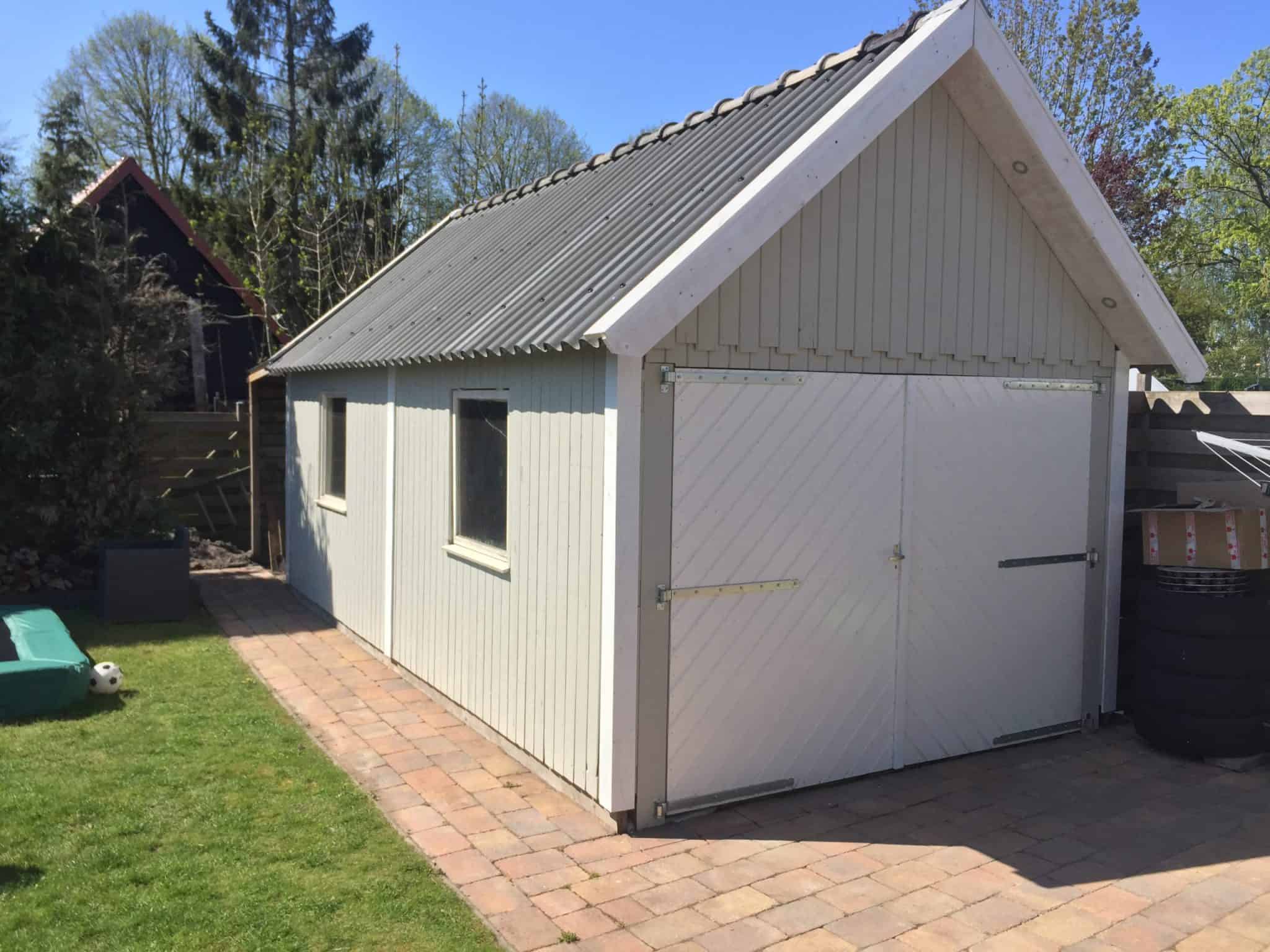perl grey house