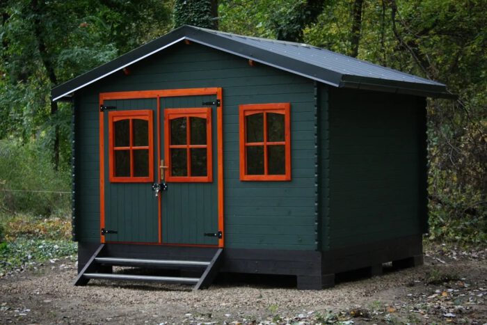 painting garden shed green
