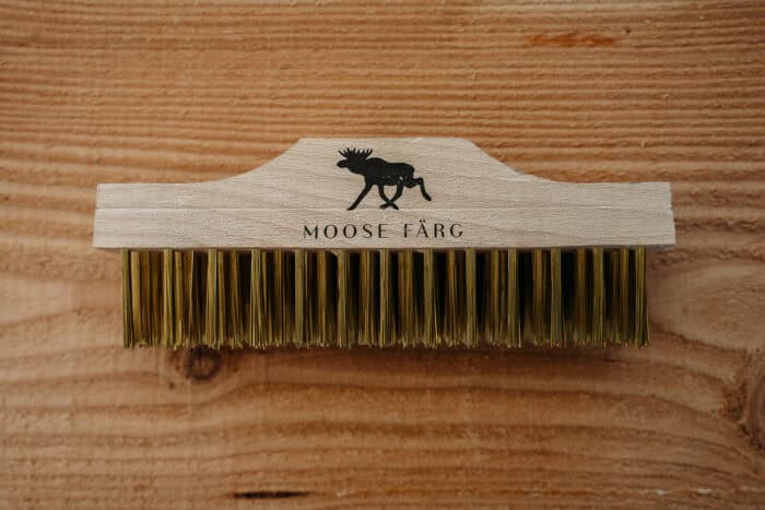 Steel wire brush