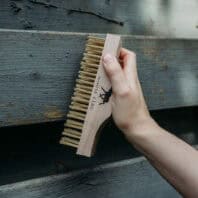 Steel wire brush