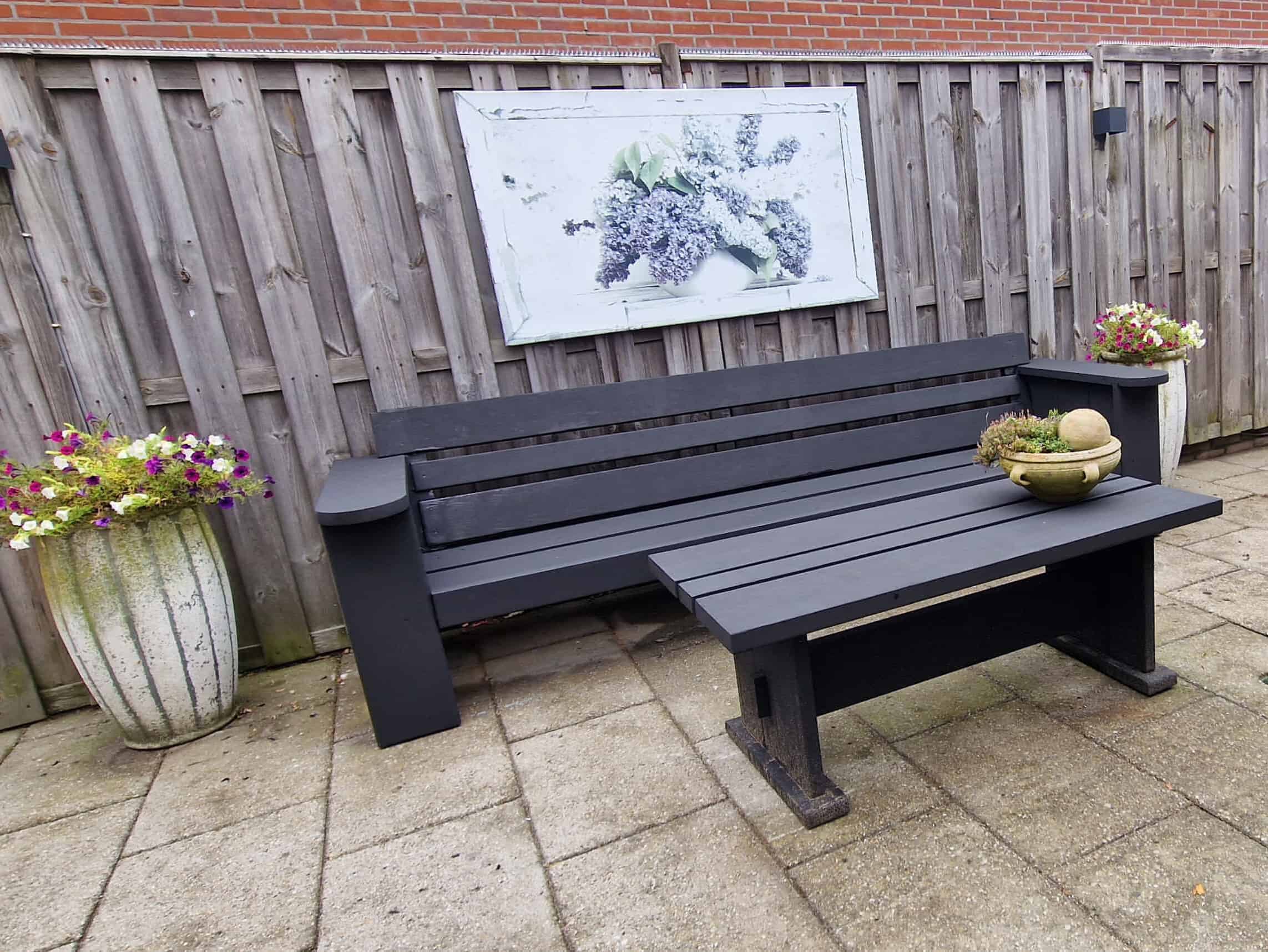 spruce wood bench matt black