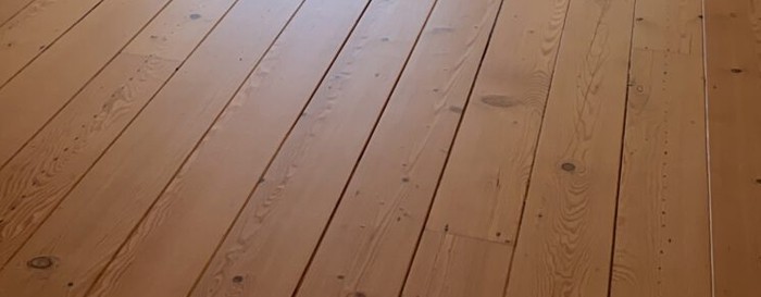 matt laquer Topp for spruce floorboards